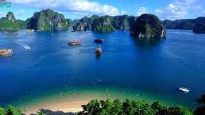 Vietnam preserves and promotes Ha Long Bay - ảnh 1